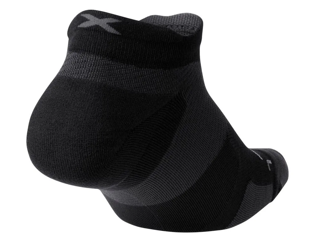2XU Unisex Vectr Light Cushion No Show Socks UA5042E