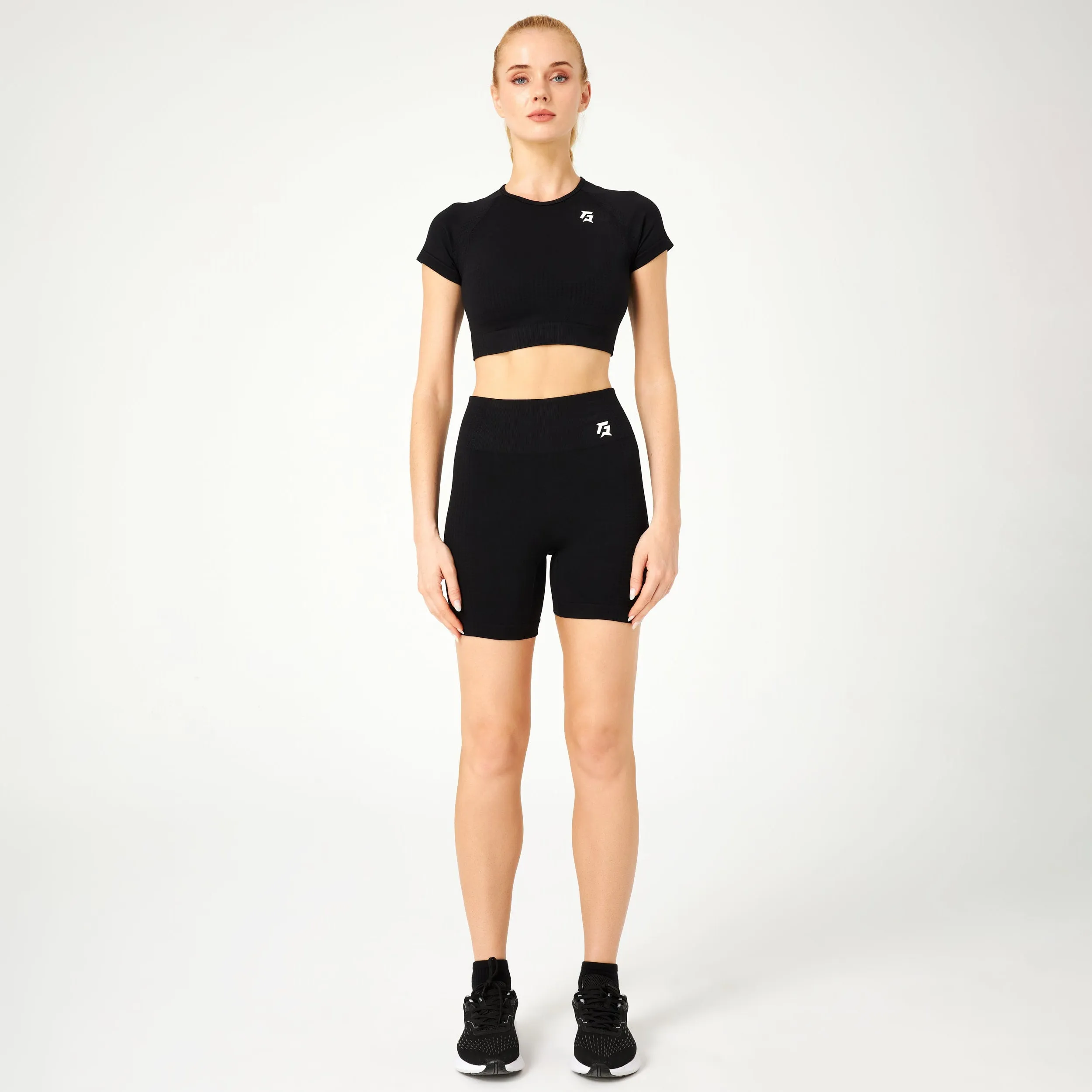 Balance Crop Tee (Black)