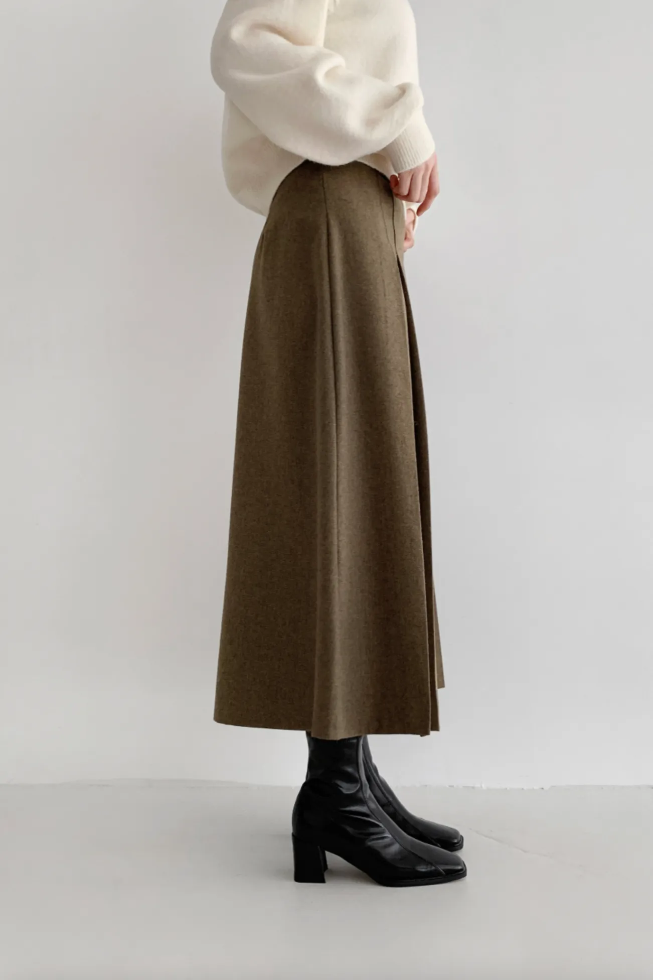 Classy Wool Skirt