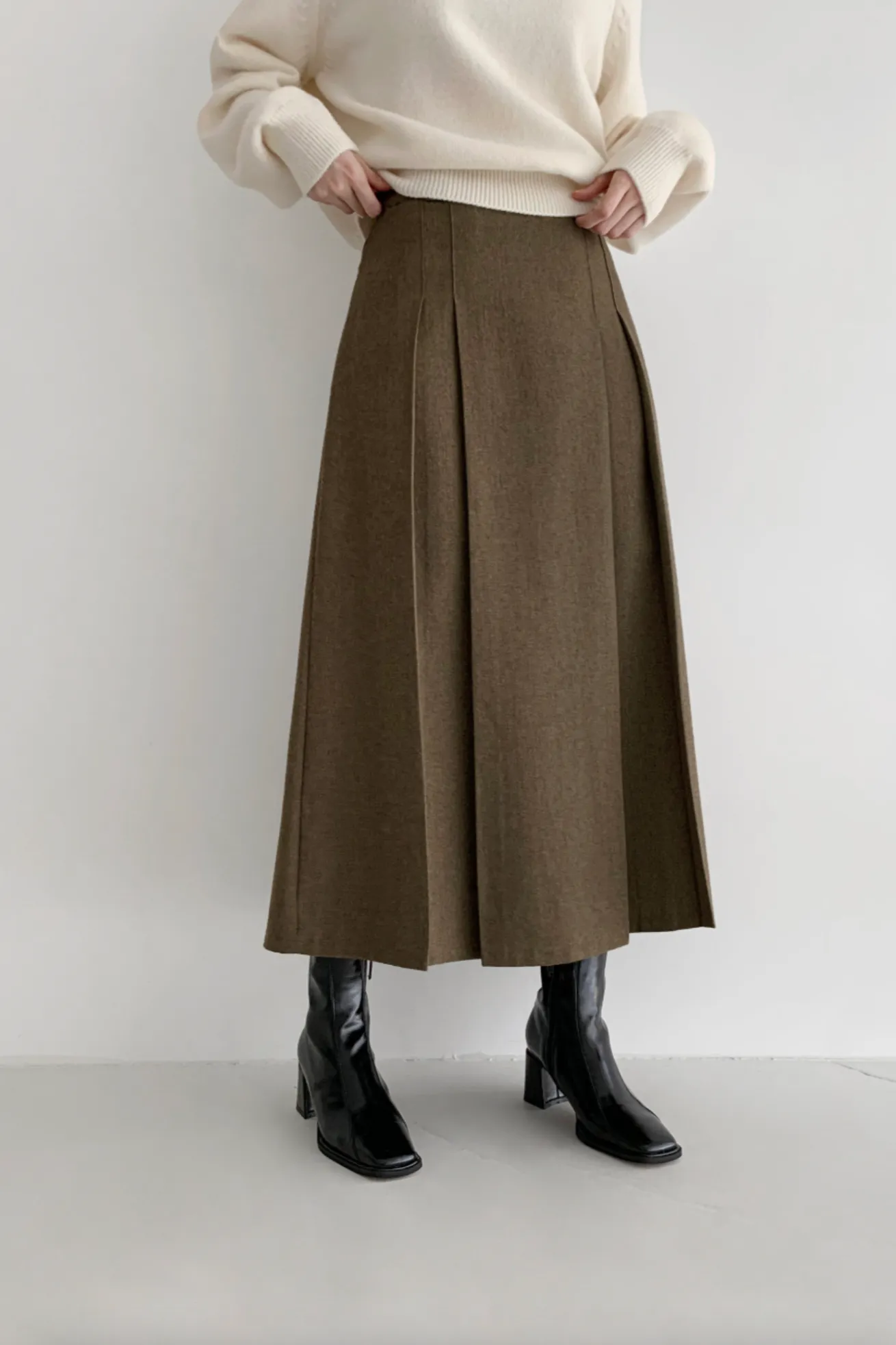 Classy Wool Skirt