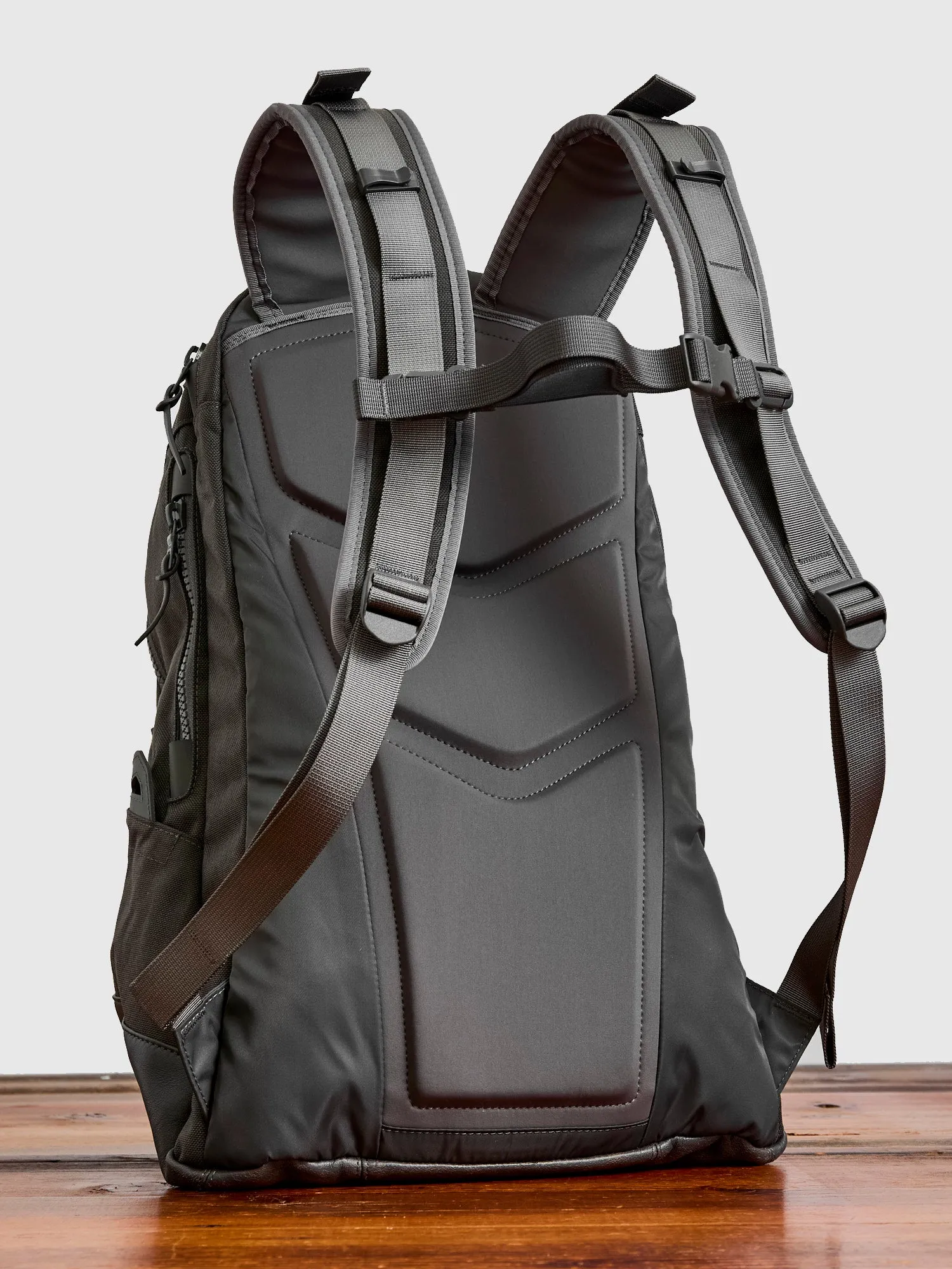 Cordura 20L Backpack in Charcoal Lambskin