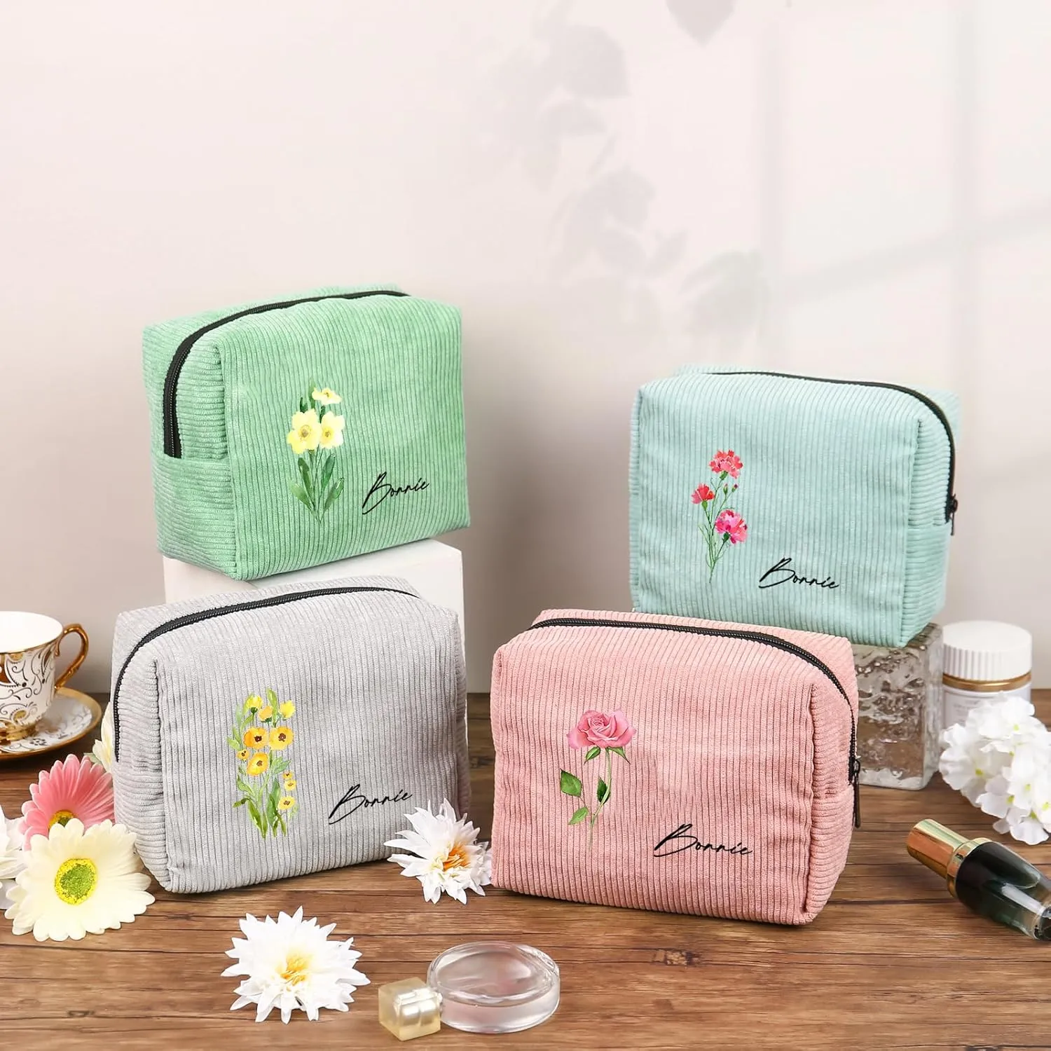 Custom Name Makeup Bags for Women Personalized Travel Cosmetic Bag with Birth Flower Portable Make Up Bags Customized Gifts for Women Mother Sister (Black)