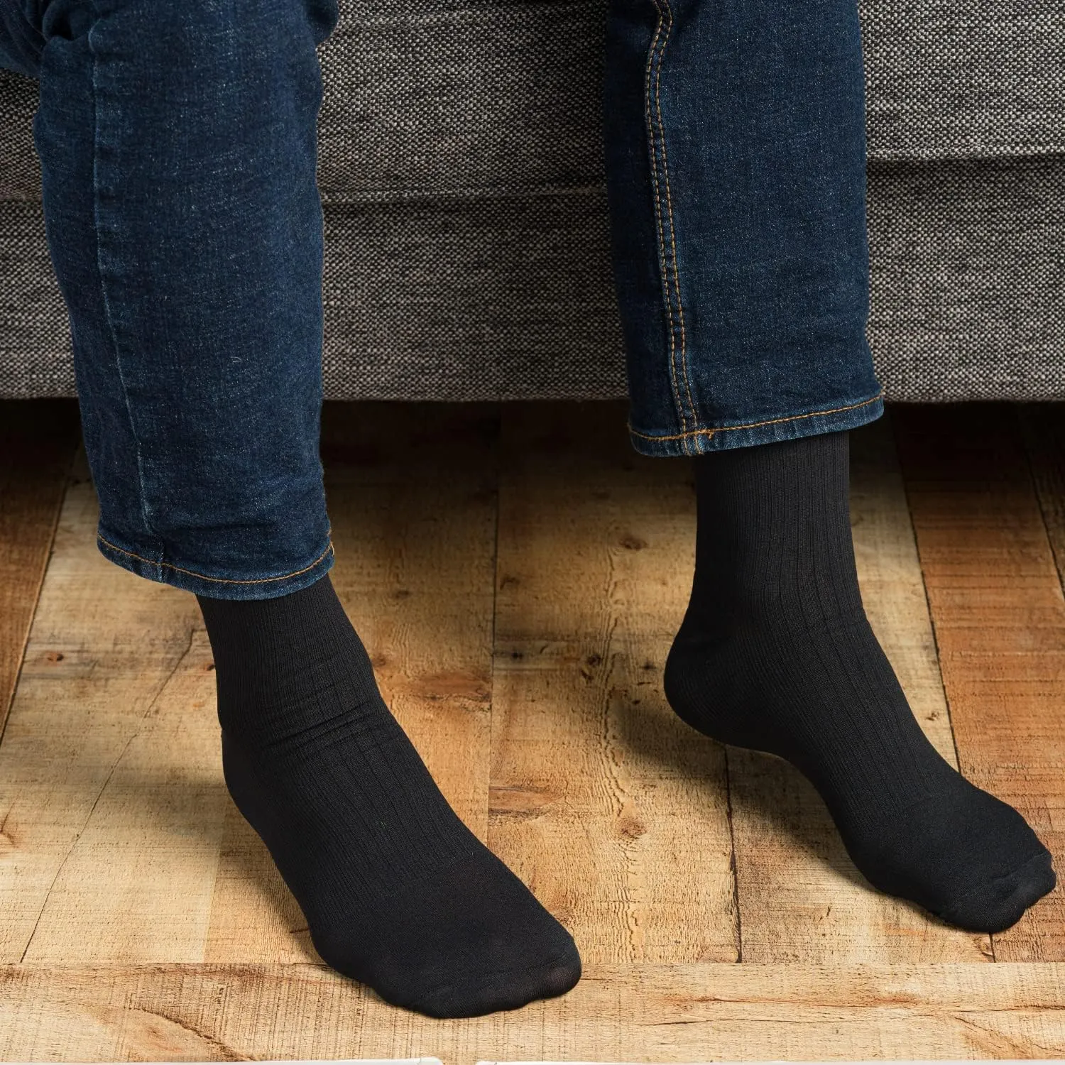 EvoNation Men’s Knee High 8-15 mmHg Graduated Compression Socks – Mild Pressure Compression Garment