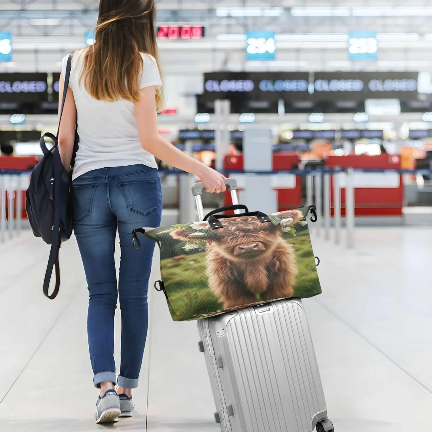 Exnundod Scotland Highland Cow Flowers Travel Duffel Bags for Women Grassland Sports Gym Bag Weekender Carry On Tote Overnight Luggage Duffle Bags