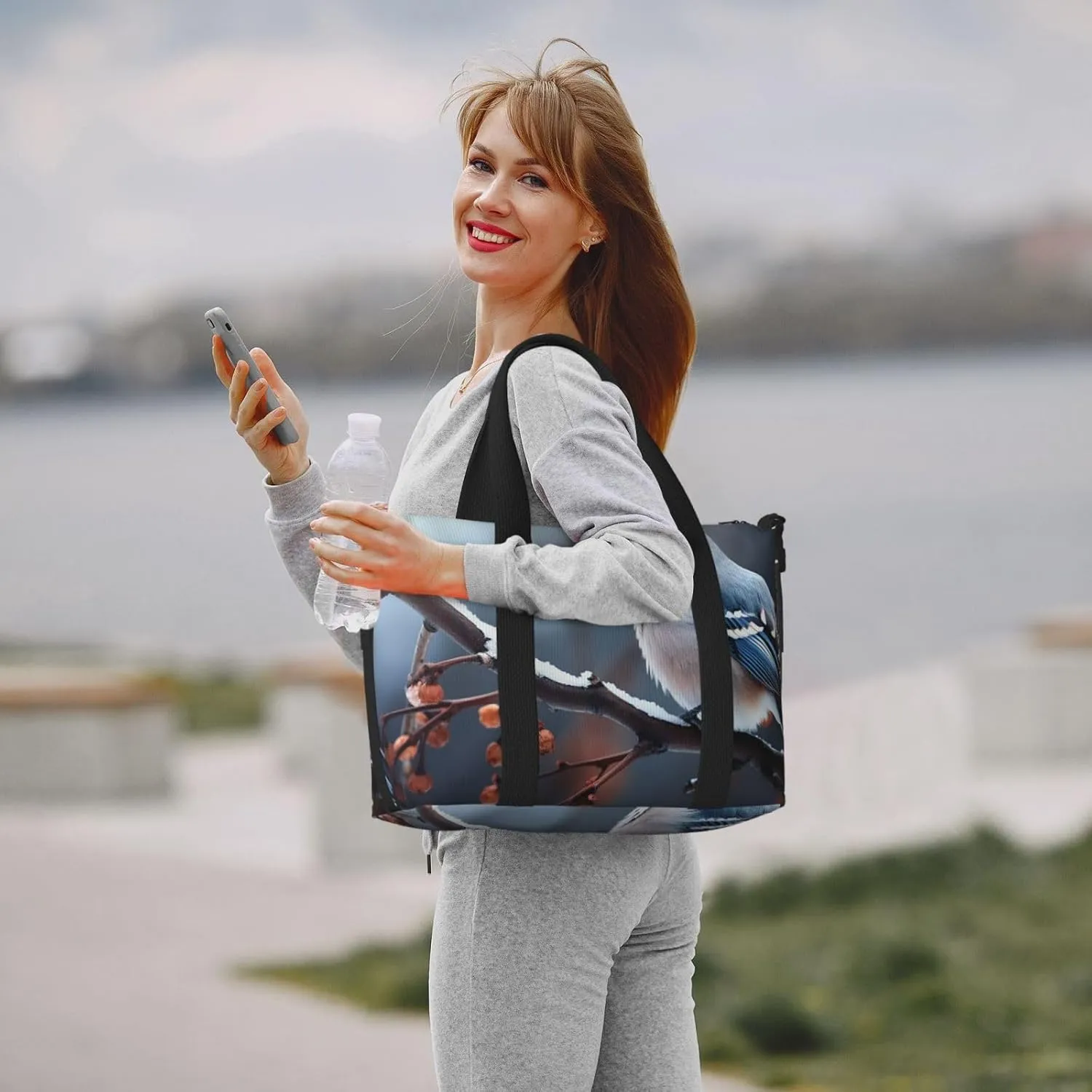 Gym Bag Bird on branch in winter Duffel Bag for Men Women Travel Overnight Bag with Shoe Compartment Workout Bags