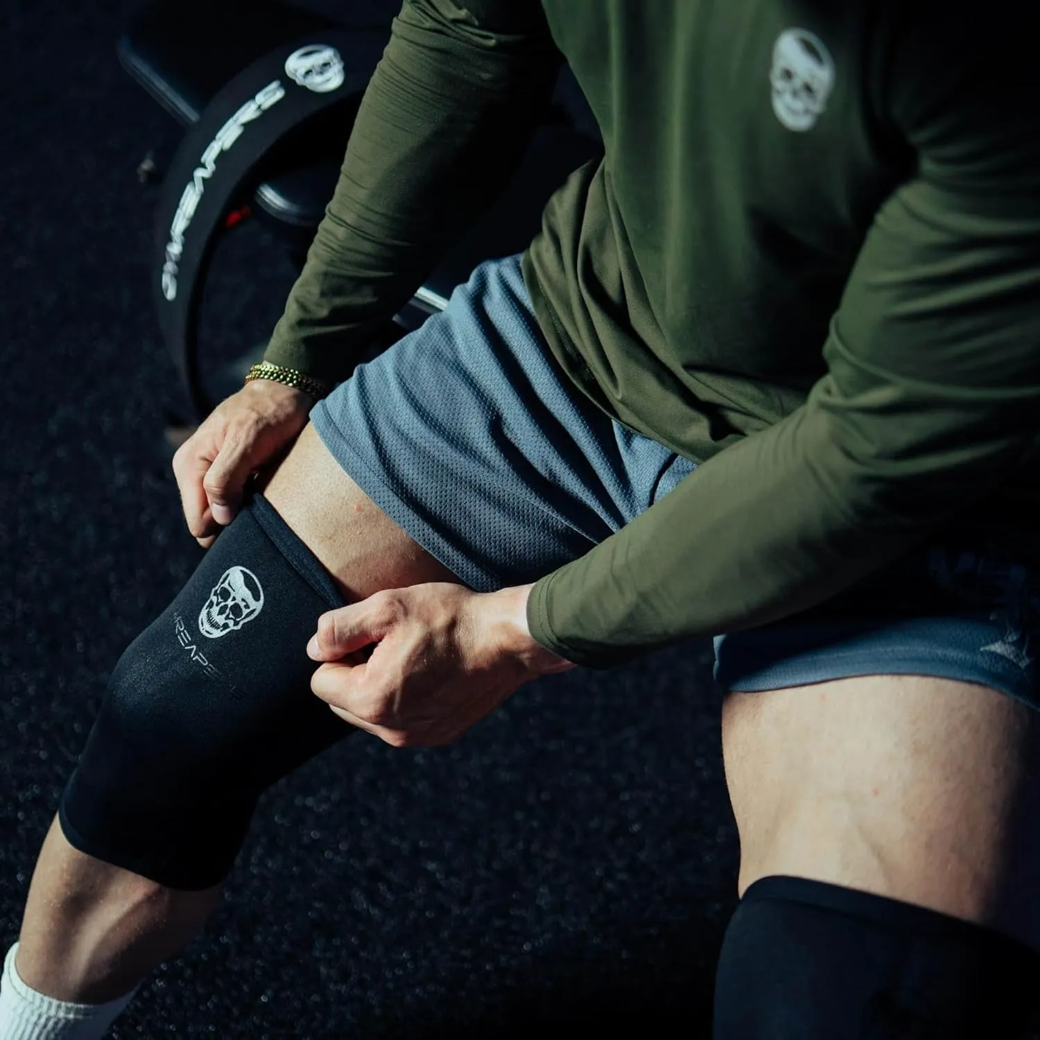 Gymreapers Knee Sleeves (1 Pair) With Gym Bag - IPF Approved - Knee Compression Sleeve Support for Squats, Weightlifting, and Powerlifting 7MM Neoprene Sleeves - 1 Year Warranty (Black/Black, Small)