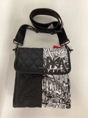 Half Graff Quilted Messenger