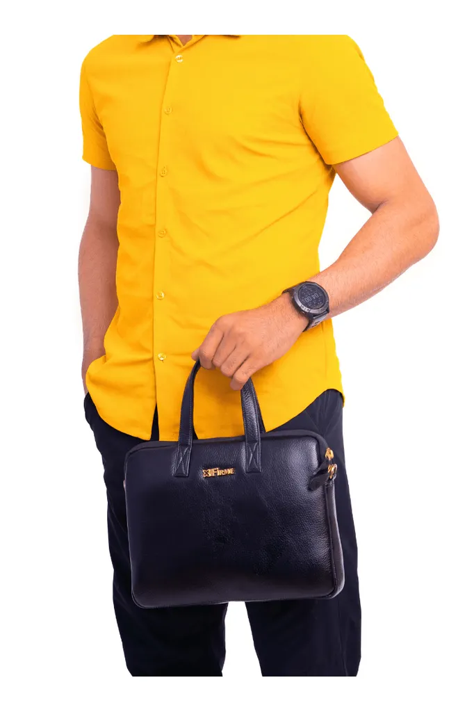 Handy Ipad Leather Sleeve