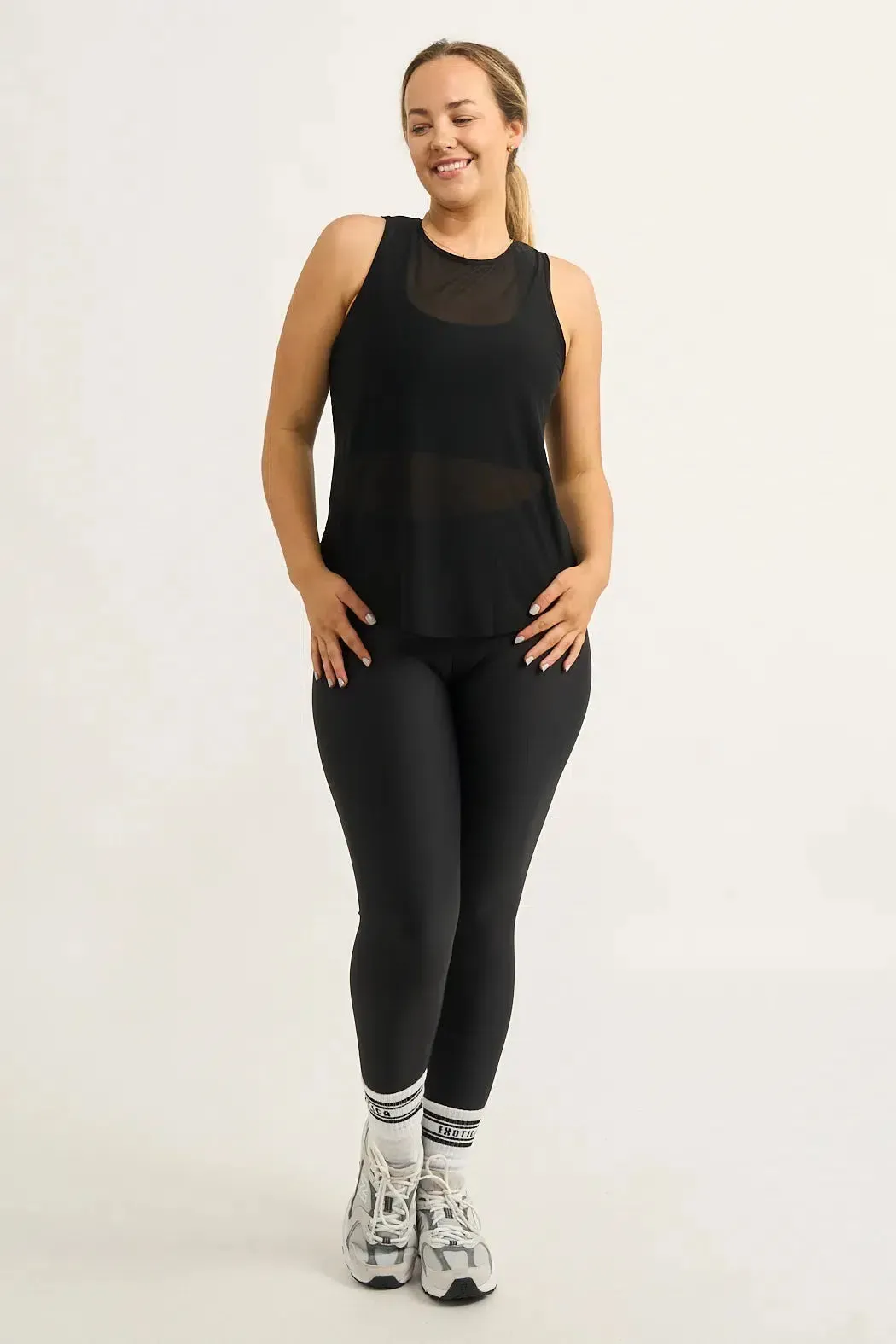 Net Muscle Back Tank - Black