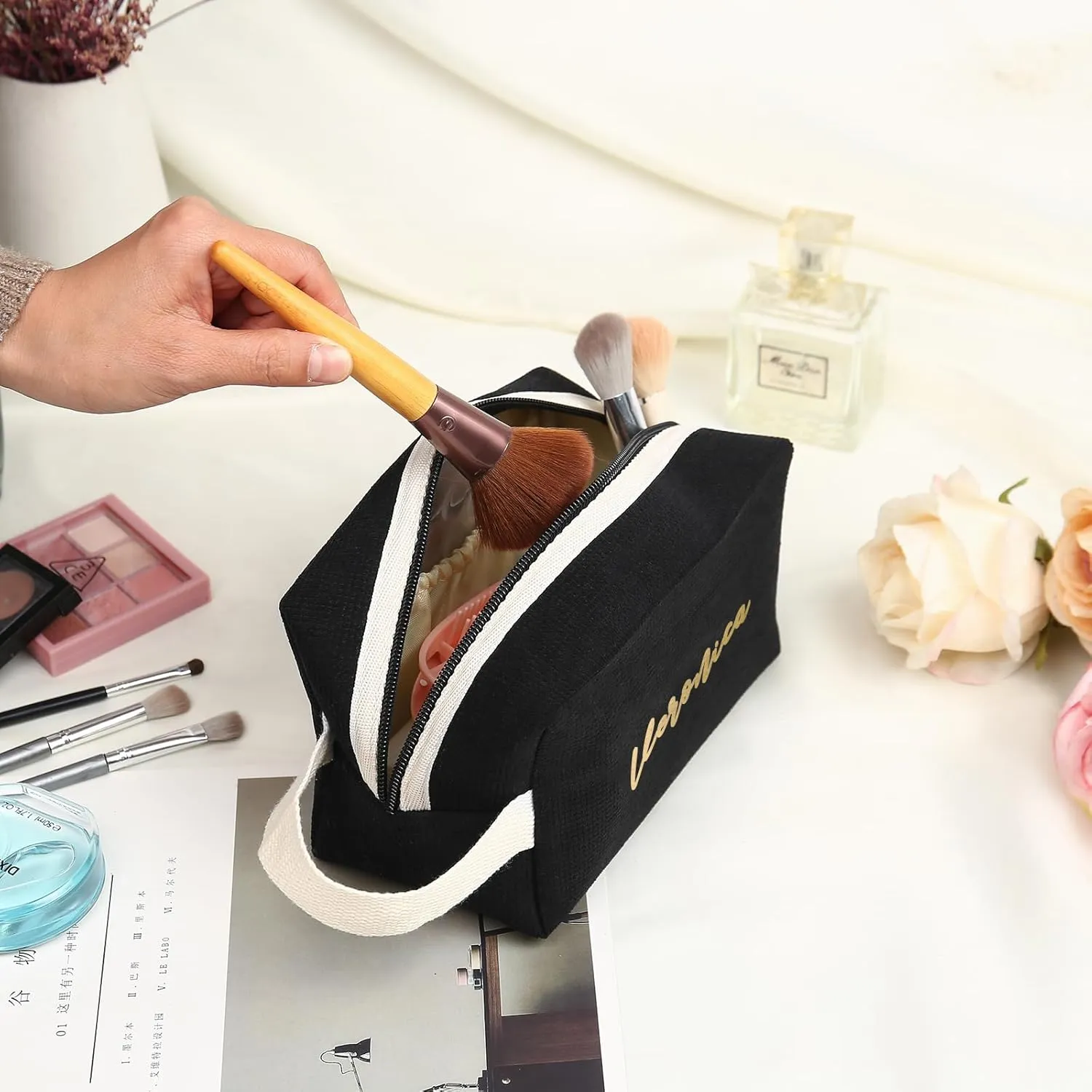Personalized Name Makeup Bags for Women, Travel Cosmetic Bag Pouch, Small Makeup Bag for Purse, Customized Gifts for Women (Black)