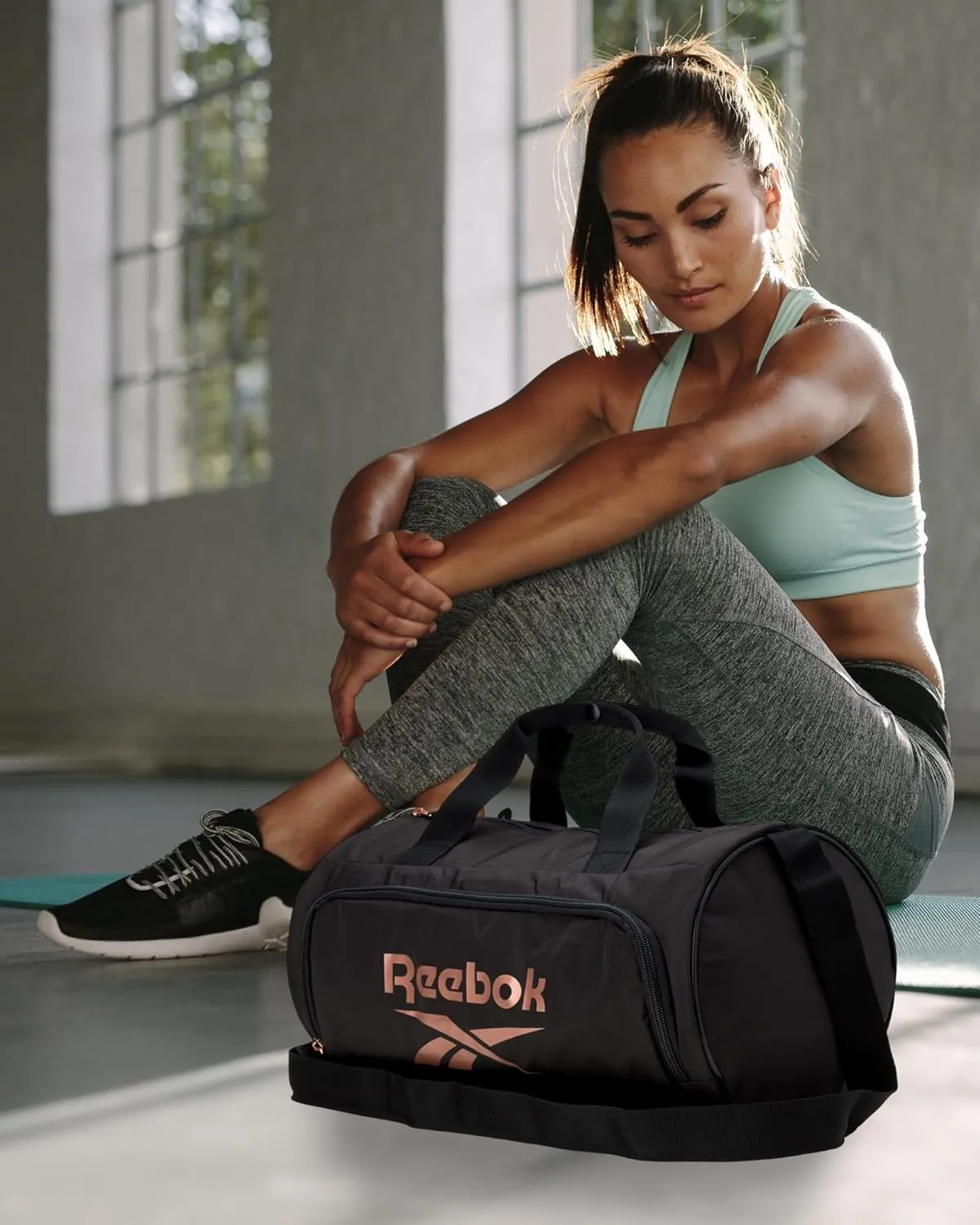 Reebok Duffle Bag – Gym Bag for Women & Men, Carry On and Overnight Duffle for Travel & Fitness, Size Small, Easton Black
