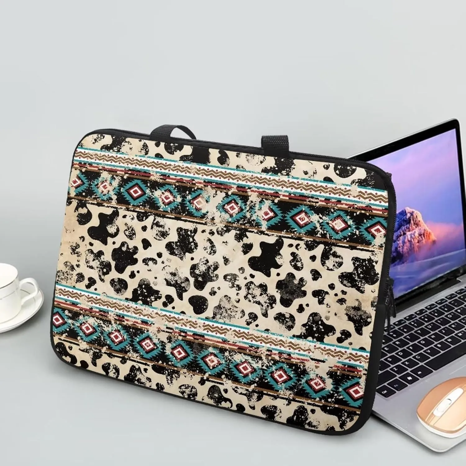 Tribal Cow Pattern Laptop Sleeve, 10-17 Inch Kids Tablet Portable Neoprene Zipper Carrying Sleeve Case Bag Computer Tablet Handbag Case Notebook Messenger Briefcase for Travel/Business