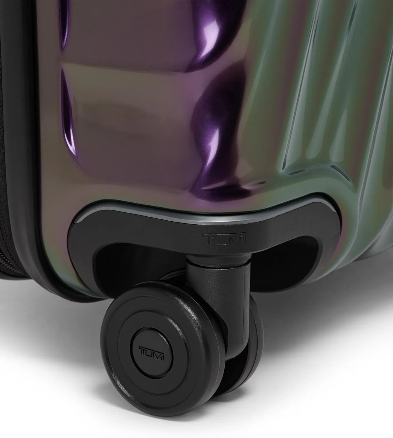 TUMI - 19 Degree International Expandable 4 Wheeled Carry-On - Hard Shell Suitcase - 21.8" X 14.0" X 9.0" - Iridescent Dusk