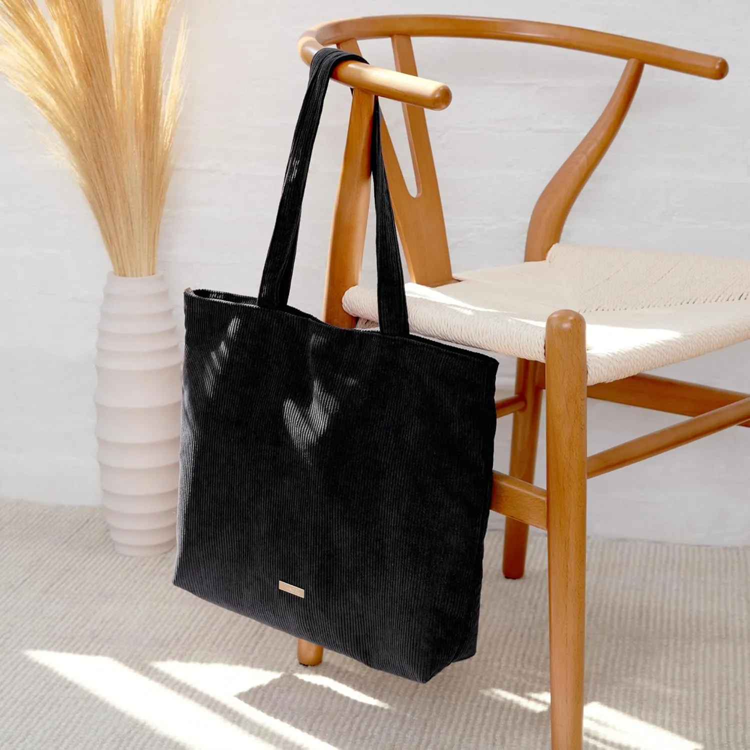 VANDEL Corduroy Tote Bag for Women and Men with Zipper and Inner Pockets. Cute School Tote Bag with Zipper, Aesthetic