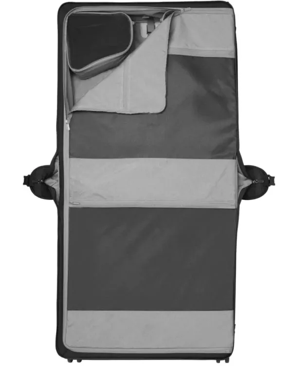 Victorinox Werks 6.0 Deluxe Wheeled Garment Bag