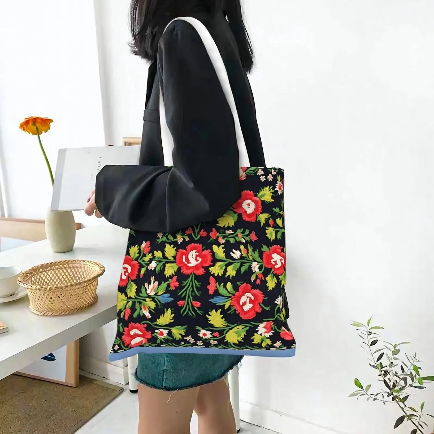 White Blue Daisy Canvas Tote Bags For Women Handbag Tote Purse,Canvas Crossbody Bag For Office, Travel, School