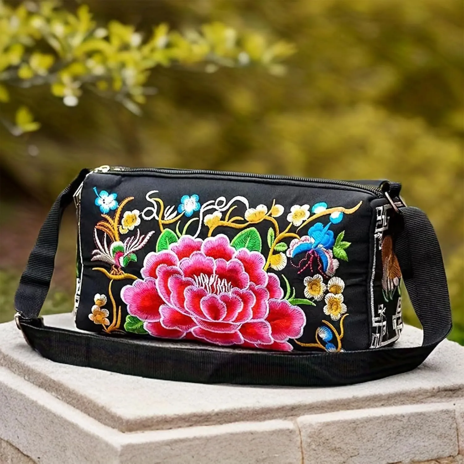 Women's Embroidered Ethnic Crossbody Bag; Vintage Canvas Shoulder Bag with Coin Purse, Ideal for Gifts