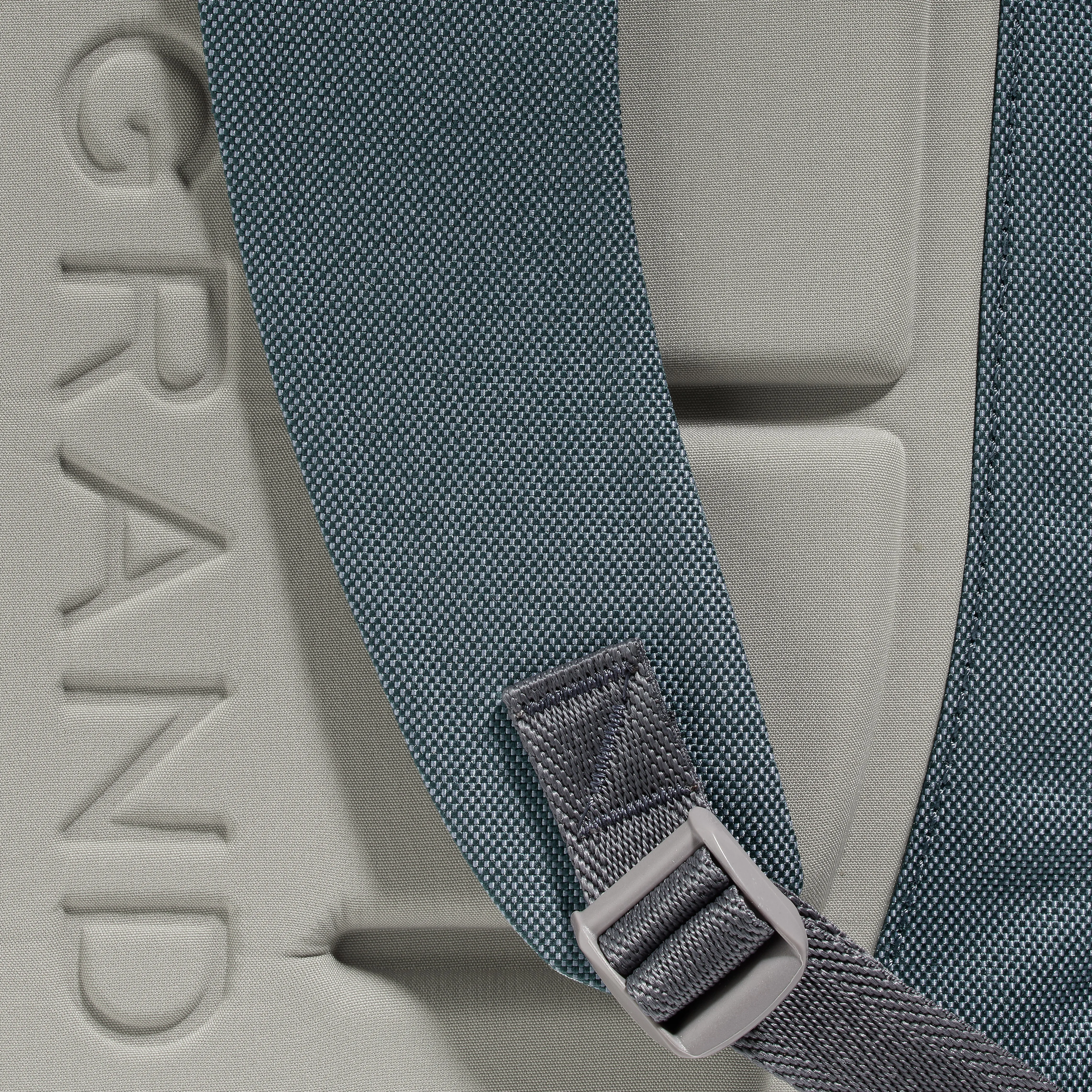 ZERØGRAND City Backpack